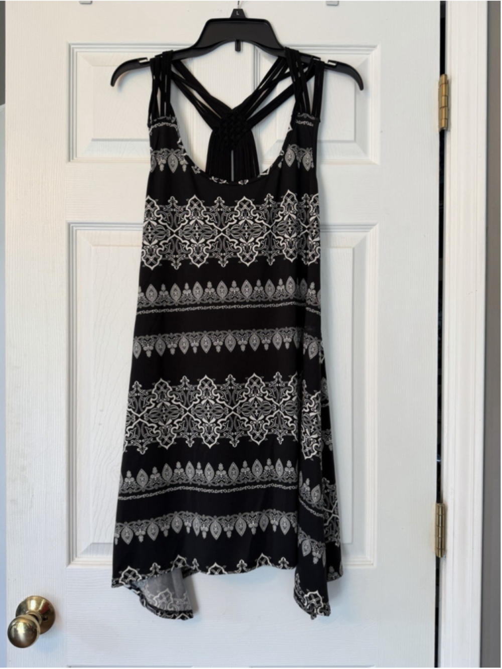 a.n.a black white geometric strappy beach coverup short dress L NWT
